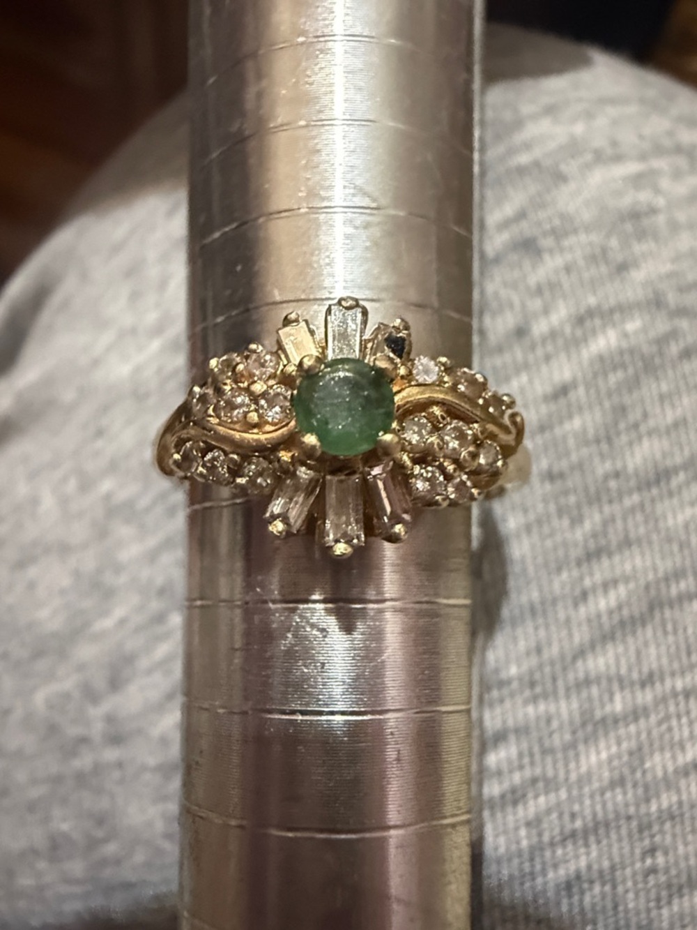 Vintage 10kt Gold Emerald & 19 Genuine Diamond Ballerina (cocktail) Ring Sz 8